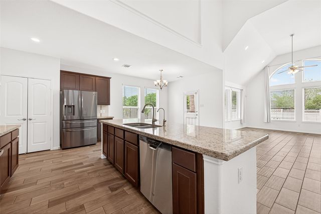 95 Rivercove Lane, Richmond, TX 77406