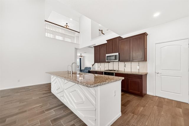 95 Rivercove Lane, Richmond, TX 77406