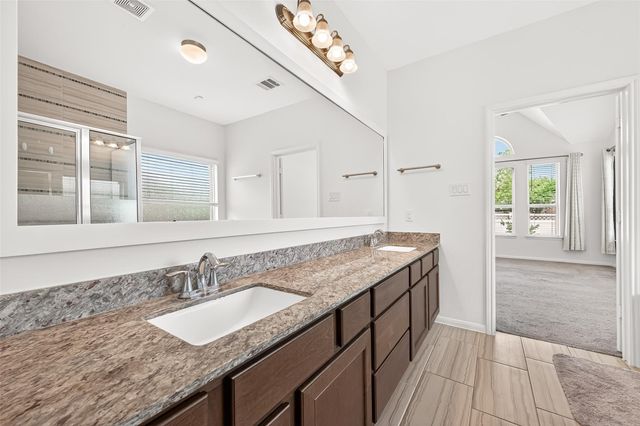 95 Rivercove Lane, Richmond, TX 77406