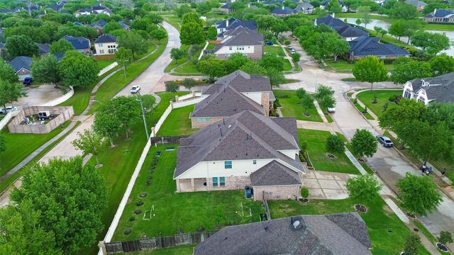 95 Rivercove Lane, Richmond, TX 77406