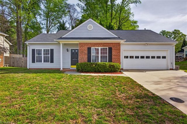 431 Overbrook Meadow Court, Kernersville, NC 27284