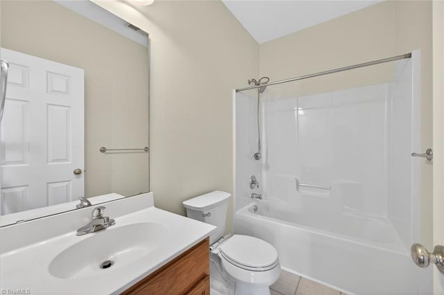 431 Overbrook Meadow Court, Kernersville, NC 27284