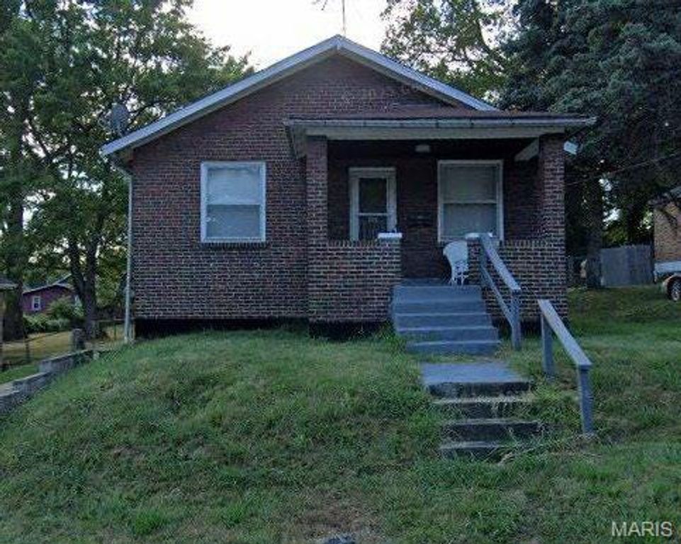 3105 Thelma Avenue, Bel Ridge, MO 63121