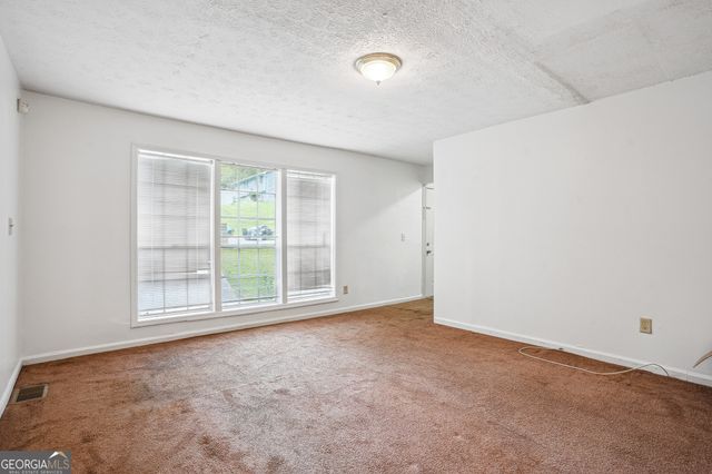 2962 Invermere Woods Court, Lithonia, GA 30038