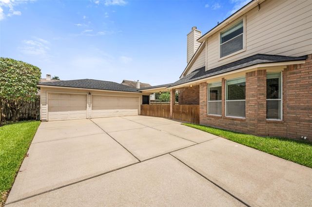 3016 Autumn Creek Drive, Friendswood, TX 77546