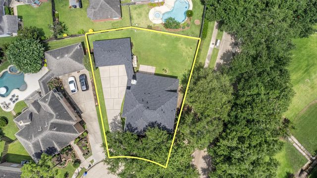 3016 Autumn Creek Drive, Friendswood, TX 77546