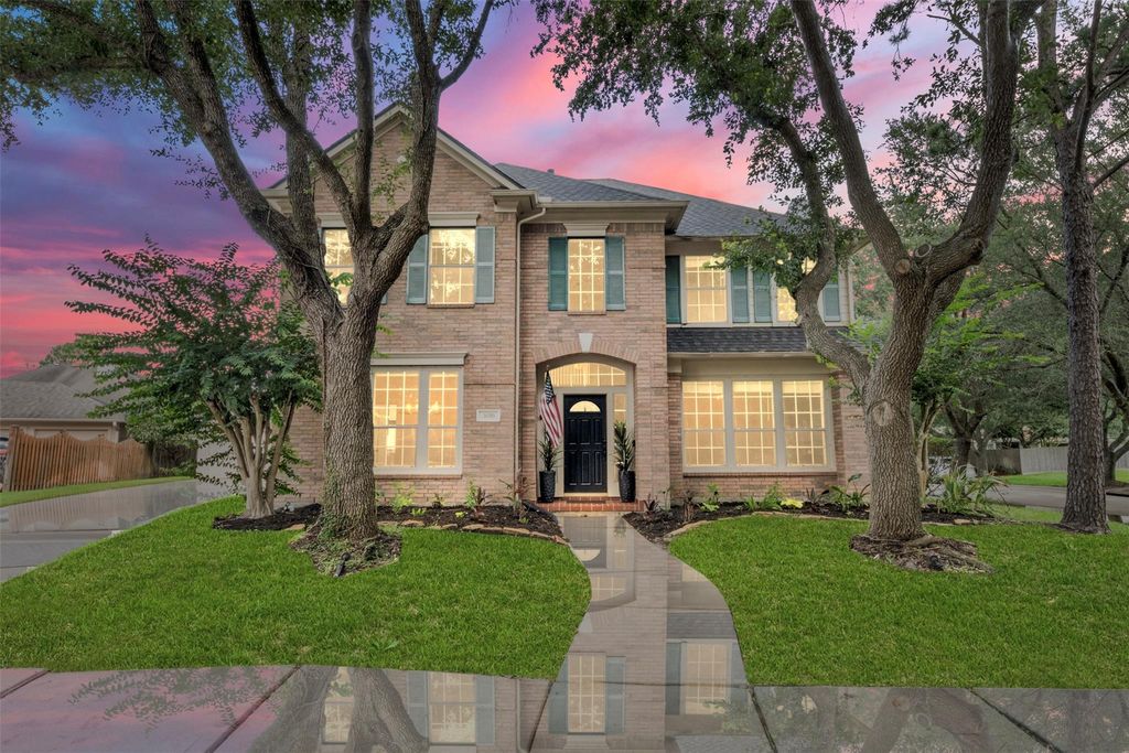 3016 Autumn Creek Drive, Friendswood, TX 77546