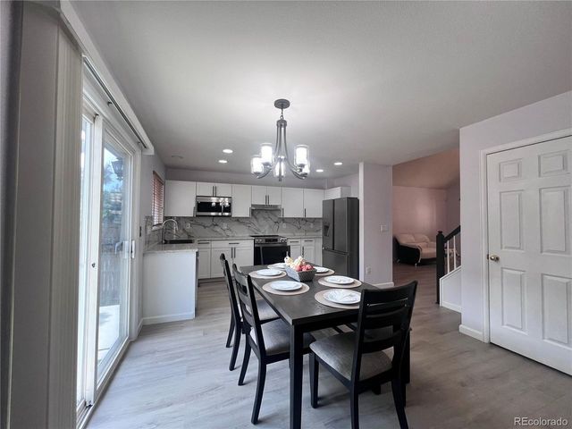 16184 E Hinsdale Ave, Aurora, CO 80016
