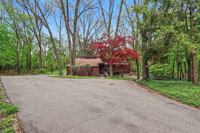 1000 Carolee Lane, Kalamazoo, MI 49008
