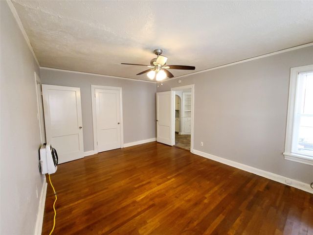 5707 ROSS Avenue, Dallas, TX 75206