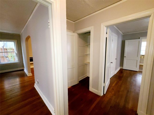5707 ROSS Avenue, Dallas, TX 75206