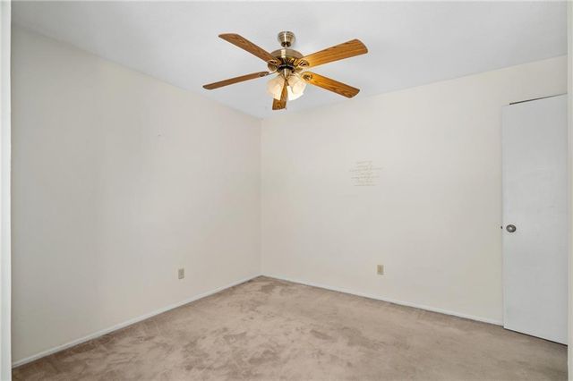 10872 Bradshaw Street, Overland Park, KS 66210