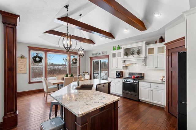 1626 STEINER LANE, Green Bay, WI 54303