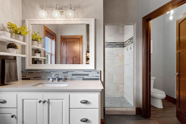 1626 STEINER LANE, Green Bay, WI 54303