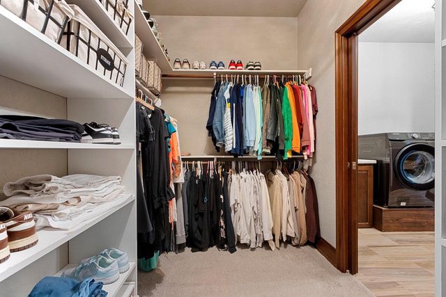 1626 STEINER LANE, Green Bay, WI 54303