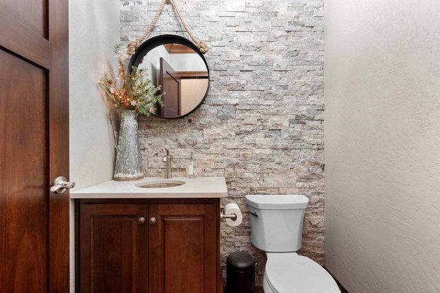 1626 STEINER LANE, Green Bay, WI 54303