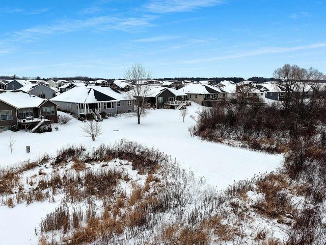 1626 STEINER LANE, Green Bay, WI 54303