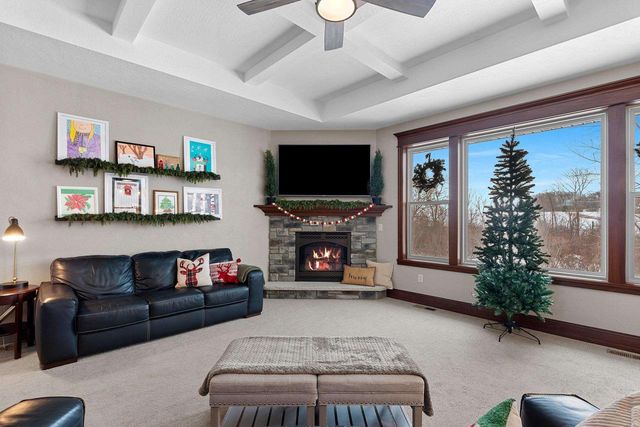 1626 STEINER LANE, Green Bay, WI 54303