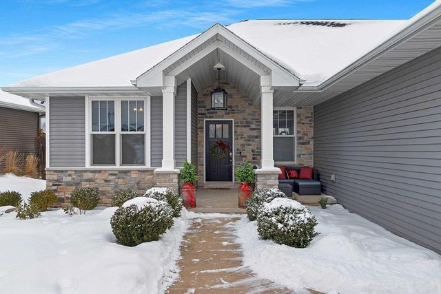 1626 STEINER LANE, Green Bay, WI 54303