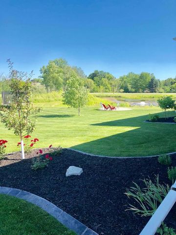 1626 STEINER LANE, Green Bay, WI 54303