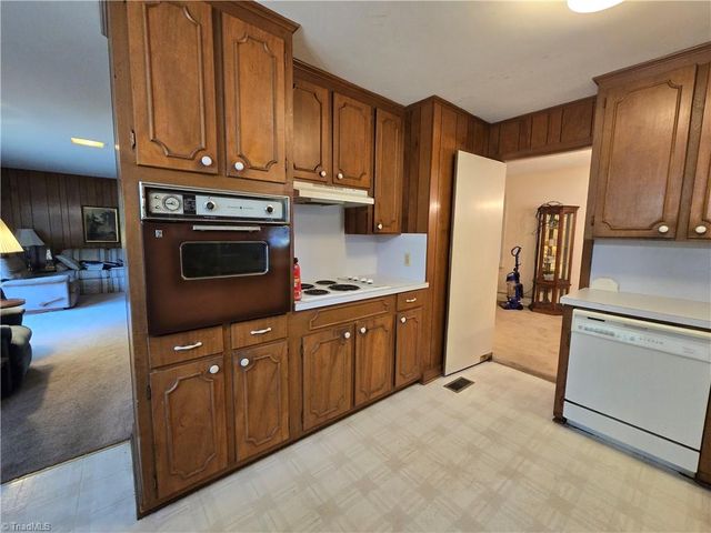 540 Johnson Road, High Point, NC 27265