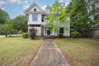 101 5th Avenue, Lexington, NC 27292