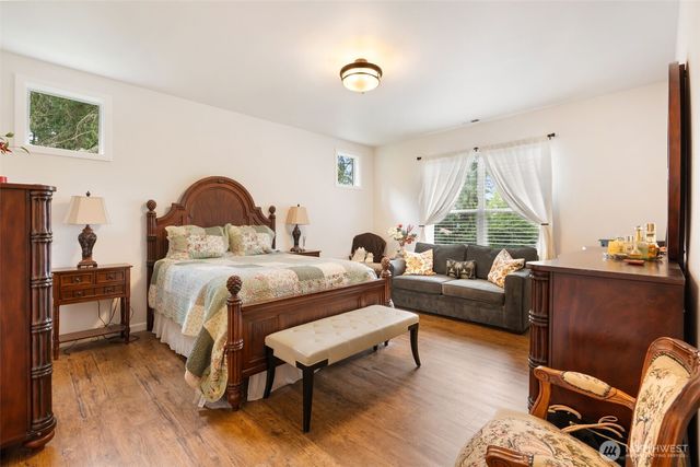 179 Wallace, Chehalis, WA 98532