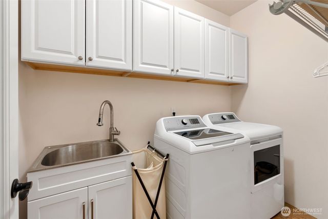 179 Wallace, Chehalis, WA 98532
