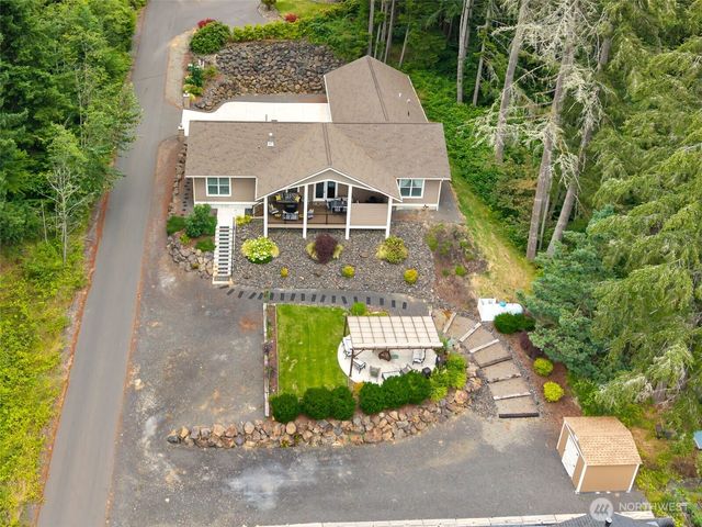 179 Wallace, Chehalis, WA 98532