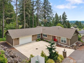 179 Wallace, Chehalis, WA 98532