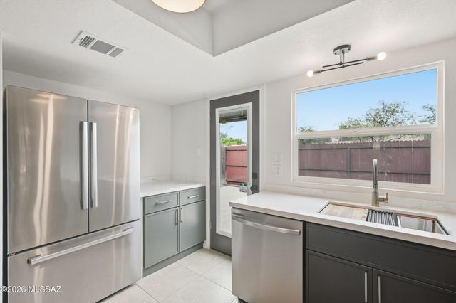 3095 N Sparkman Boulevard, Tucson, AZ 85716