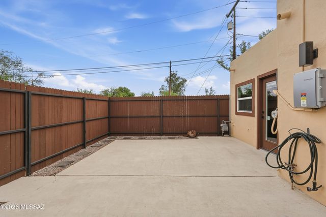 3095 N Sparkman Boulevard, Tucson, AZ 85716