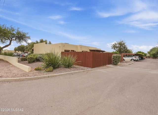 3095 N Sparkman Boulevard, Tucson, AZ 85716