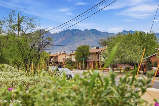 3095 N Sparkman Boulevard, Tucson, AZ 85716