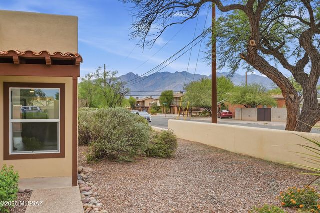 3095 N Sparkman Boulevard, Tucson, AZ 85716