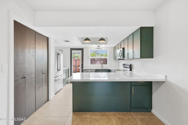 3095 N Sparkman Boulevard, Tucson, AZ 85716