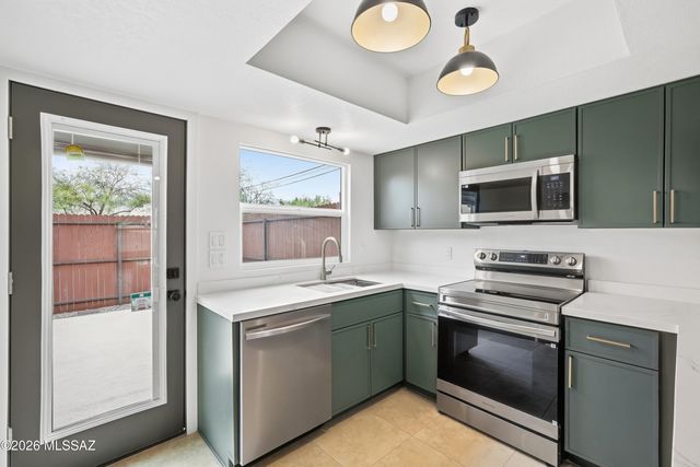 3095 N Sparkman Boulevard, Tucson, AZ 85716