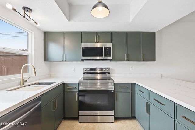 3095 N Sparkman Boulevard, Tucson, AZ 85716