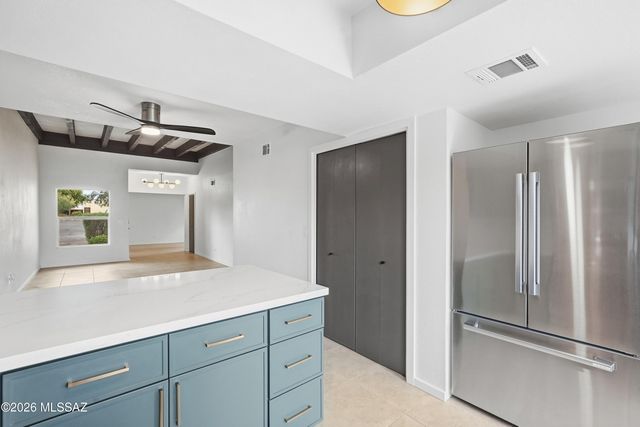 3095 N Sparkman Boulevard, Tucson, AZ 85716