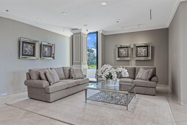 5510 N Ocean Drive 12b, Singer Island, FL 33404