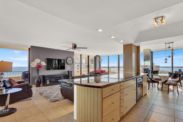 5510 N Ocean Drive 12b, Singer Island, FL 33404