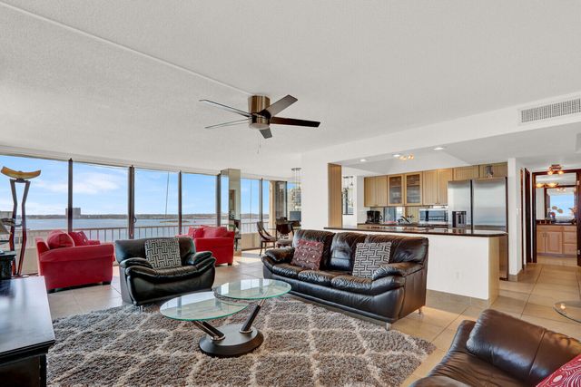 5510 N Ocean Drive 12b, Singer Island, FL 33404