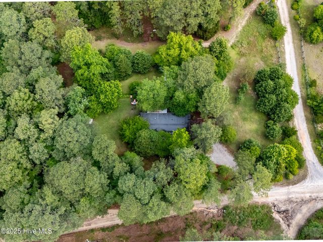 366 Ampersand Road, Aberdeen, NC 28315