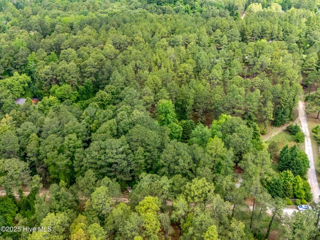 366 Ampersand Road, Aberdeen, NC 28315