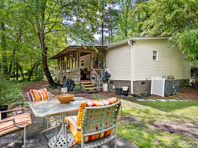 366 Ampersand Road, Aberdeen, NC 28315