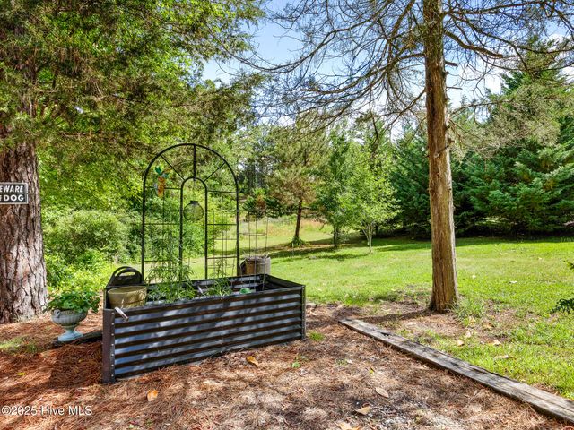 366 Ampersand Road, Aberdeen, NC 28315
