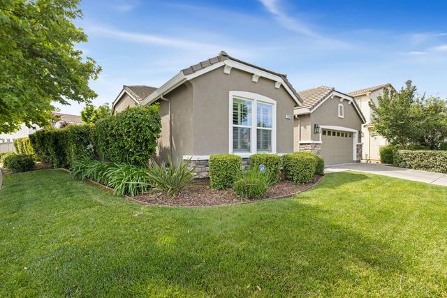 2320 Raindance Dr, Roseville, CA 95747