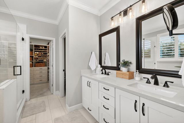 2320 Raindance Dr, Roseville, CA 95747
