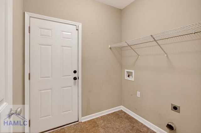 1307 Hillview Circle, Hinesville, GA 31313