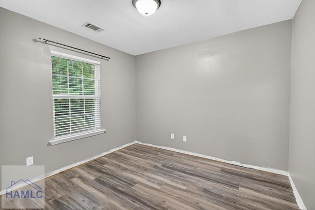 1307 Hillview Circle, Hinesville, GA 31313